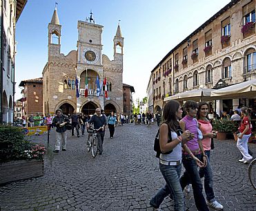 Pordenone(Corso Vittorio Emanuele)